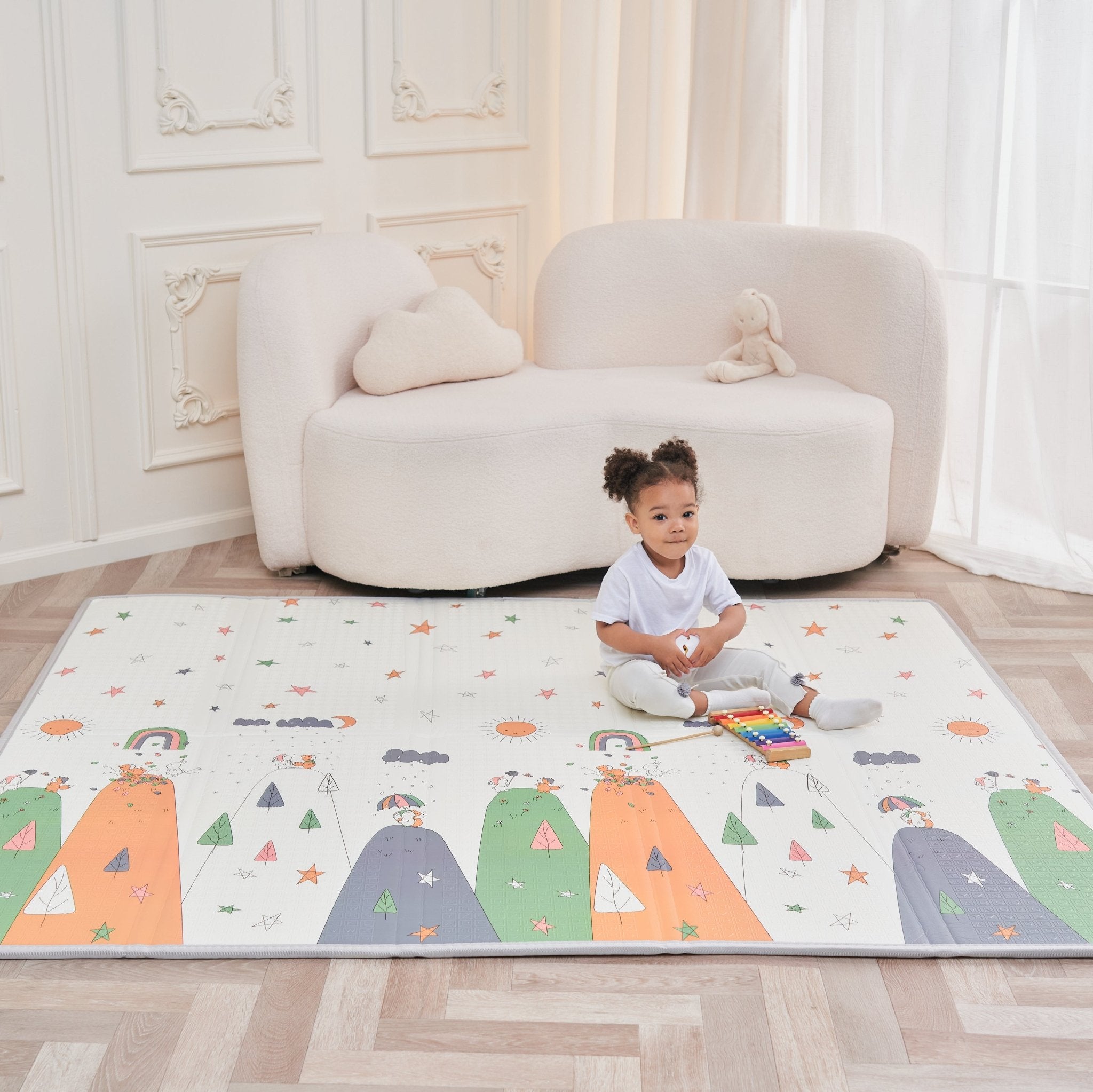 Tapis bébé : pourquoi est-il conseillé pour la motricité libre ?